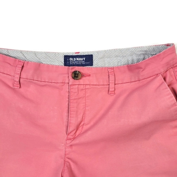 Old Navy Pink Shorts Size 6 - Picture 2 of 4
